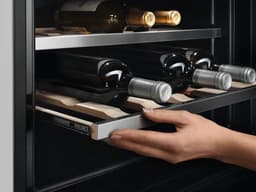 ВИНООХЛАДИТЕЛ AEG KWK884520M thumbnail 7