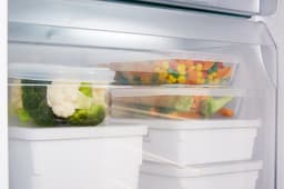 ХЛАДИЛНИК HOTPOINT ARISTON BCB 70301 thumbnail 2