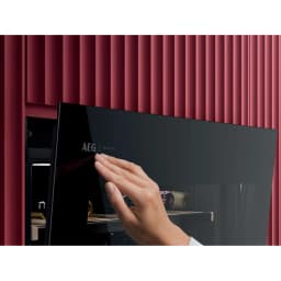 ВИНООХЛАДИТЕЛ AEG NKW8P21KAB thumbnail 3
